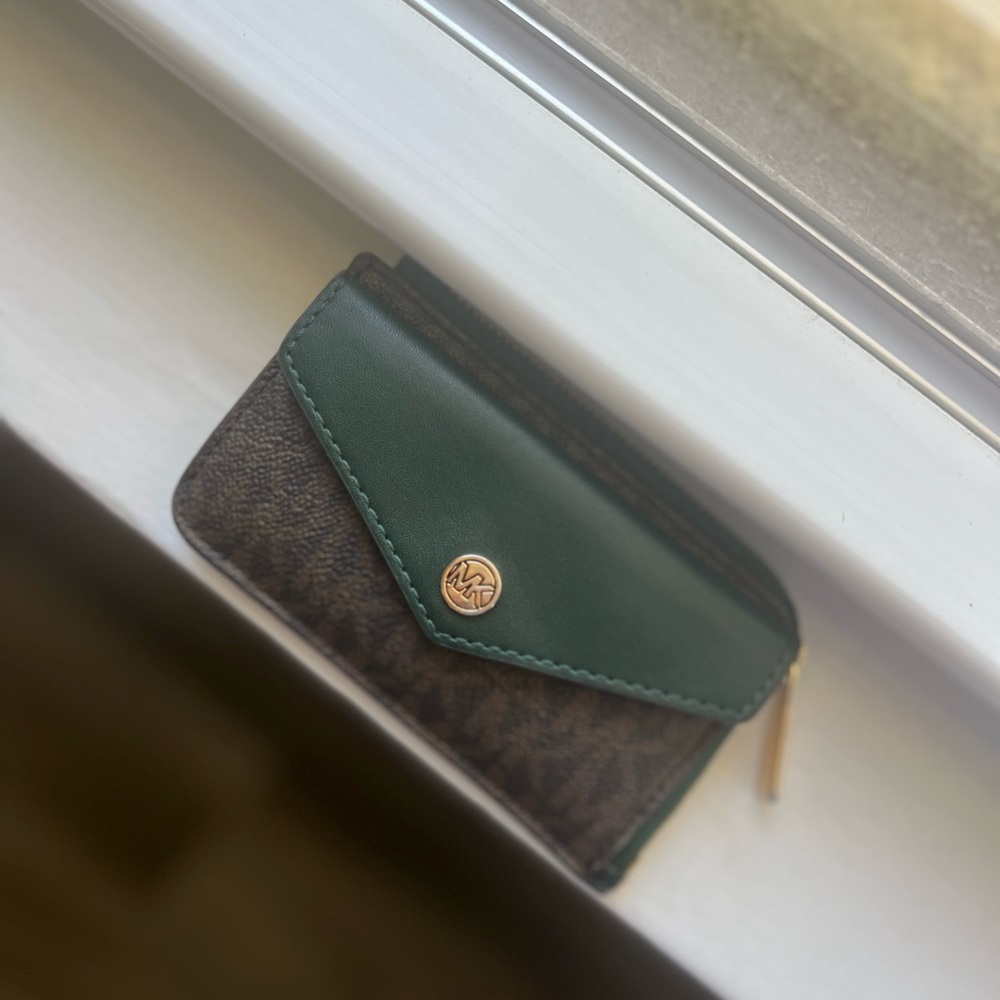 Michael Kors Small Wallet